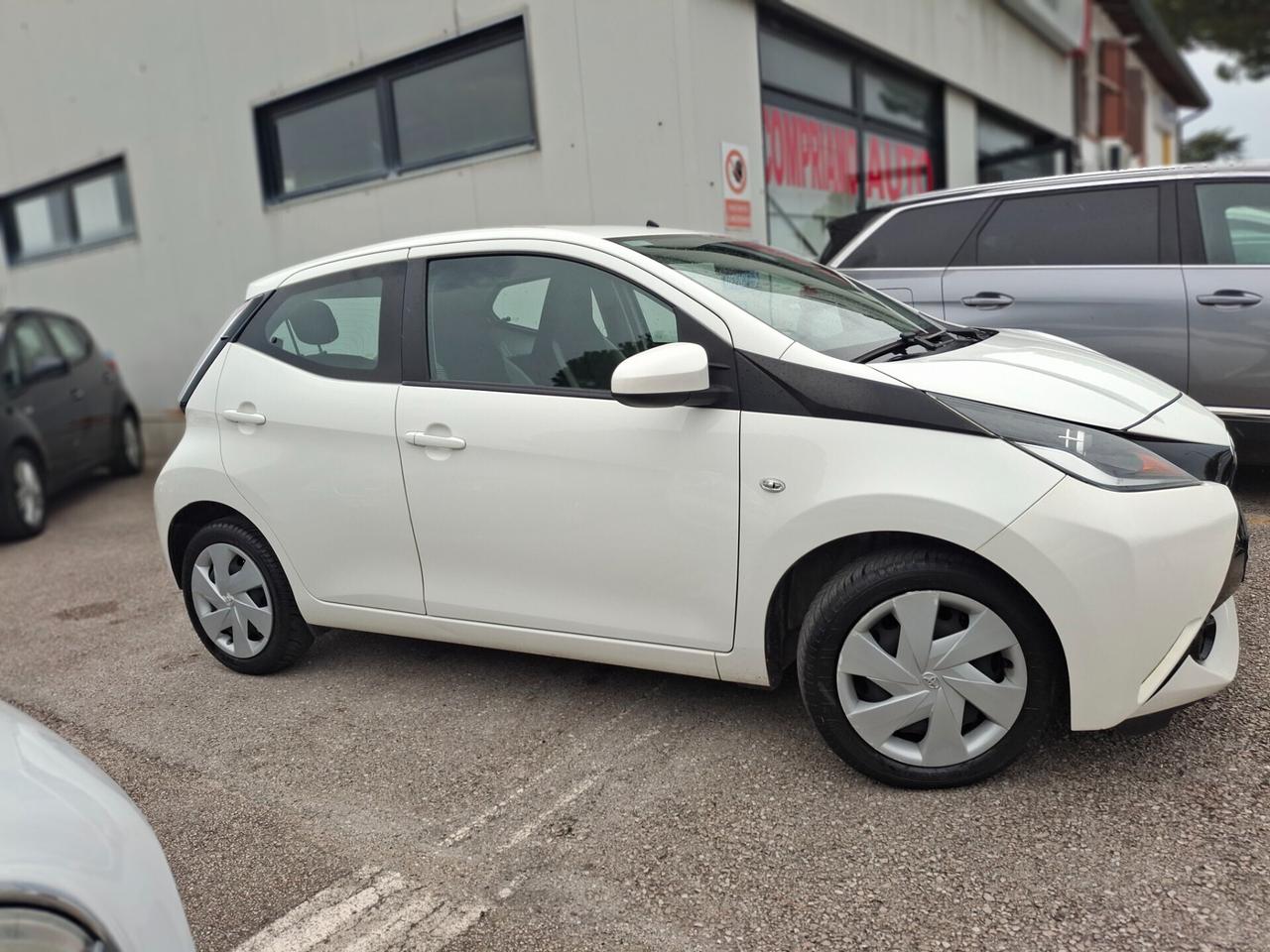 Toyota Aygo 1.0 , 5 porte , AUTOMATICA