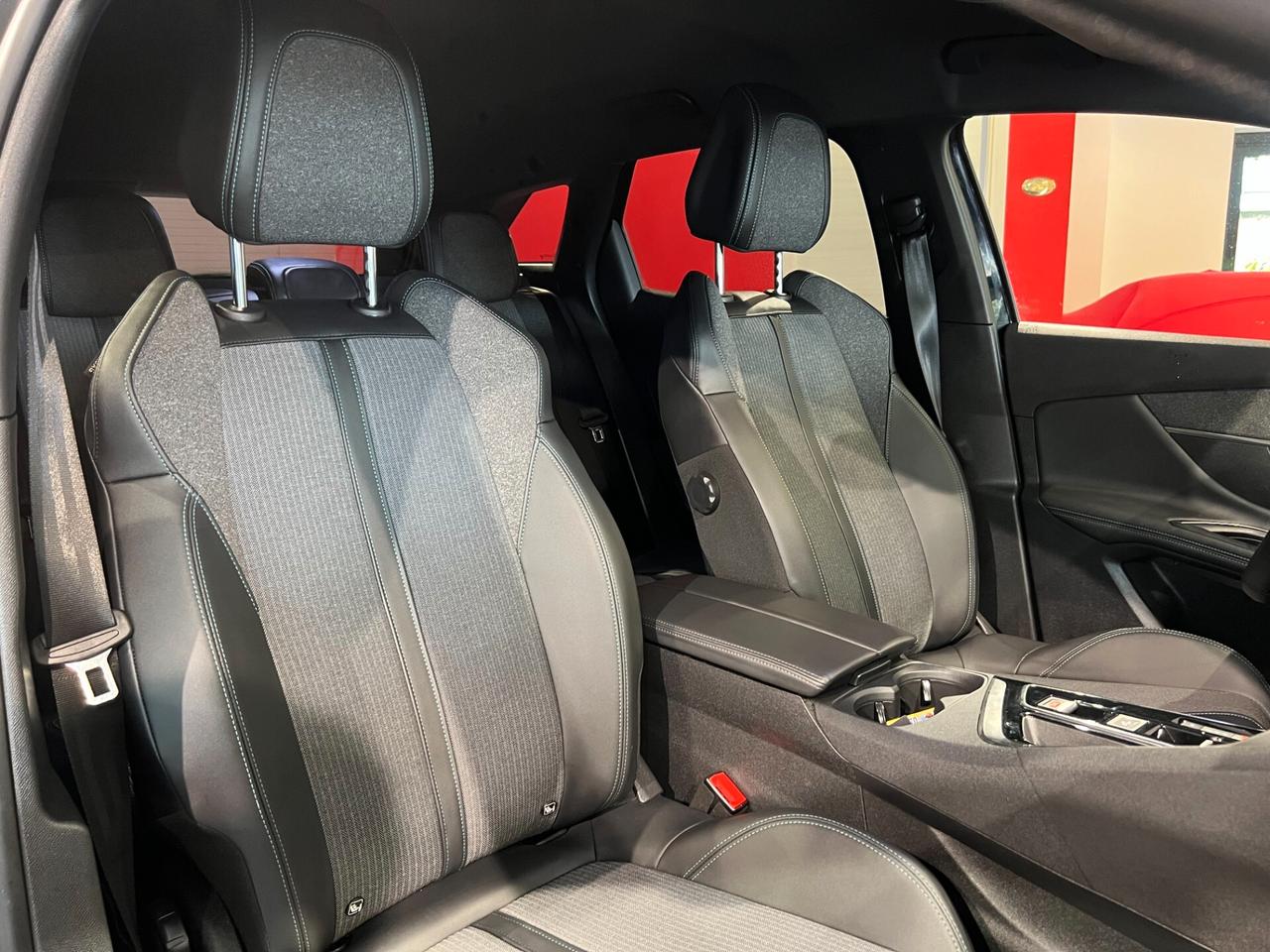 Peugeot 3008 BlueHDi 130 S&S EAT8 Allure Pack