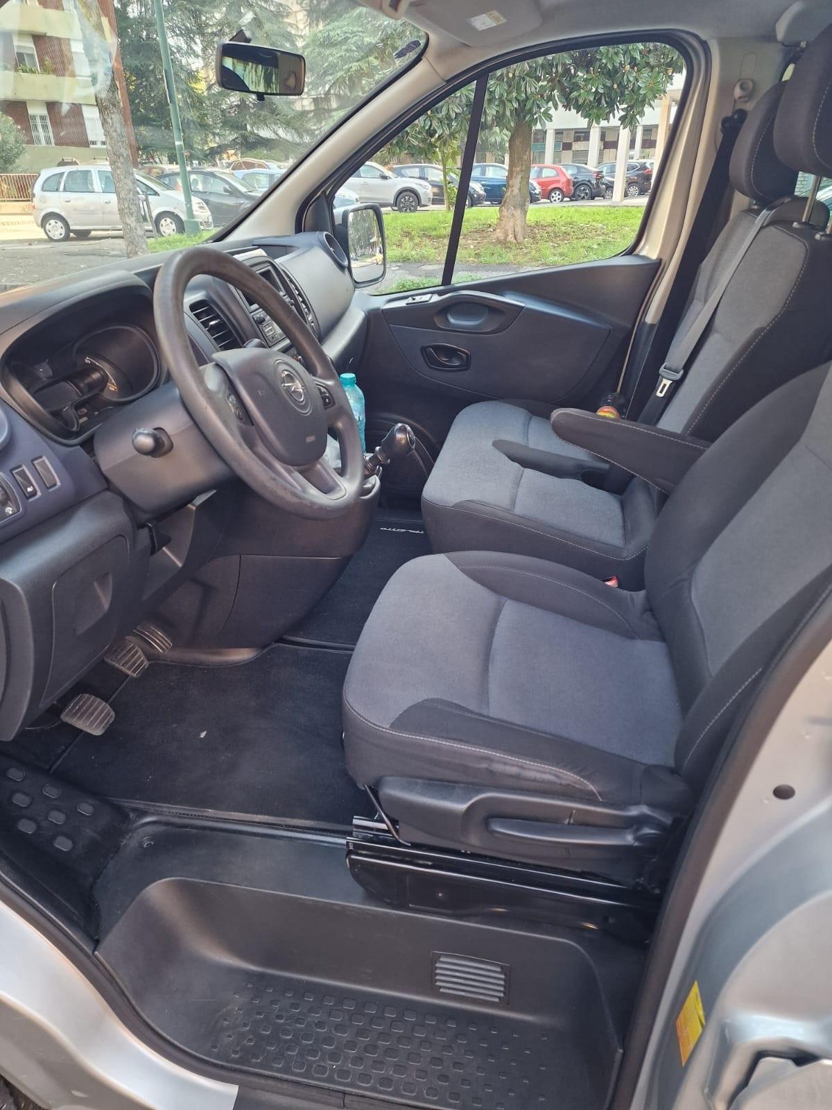 Opel Vivaro 27 1.6 BiTurbo S&S EcoFLEX PC-TN Combi