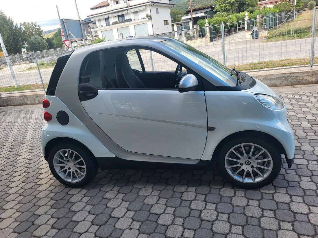 Smart ForTwo 1000 *** RETROCAMERA *** DISPLAY TOUCH SCREEN