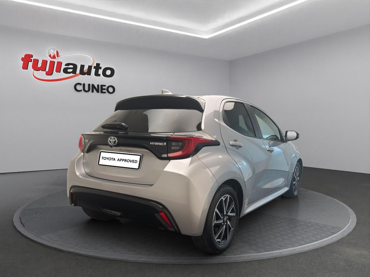 Toyota Yaris 1.5h Lounge
