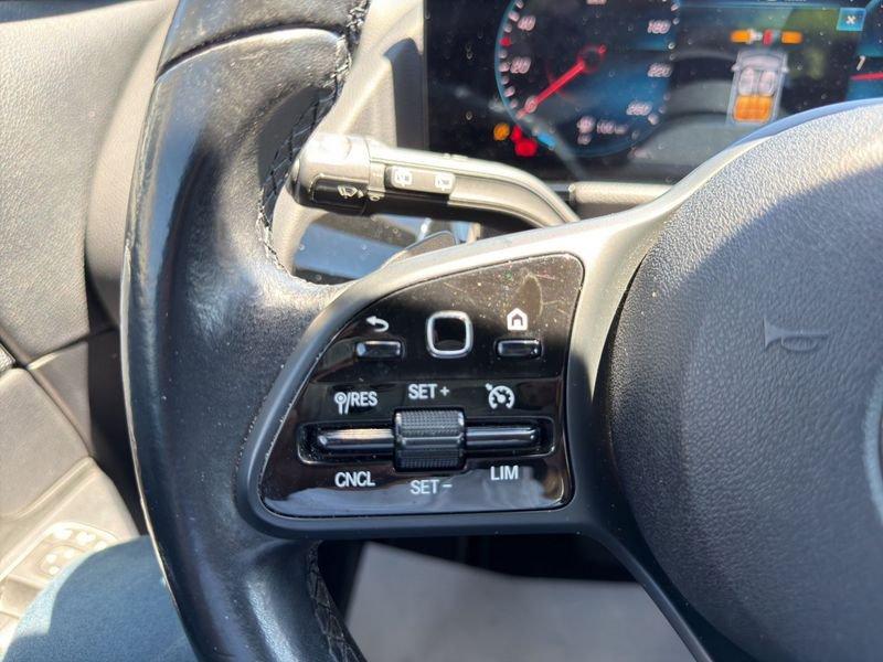 Mercedes-Benz GLA GLA 200 d Sport auto