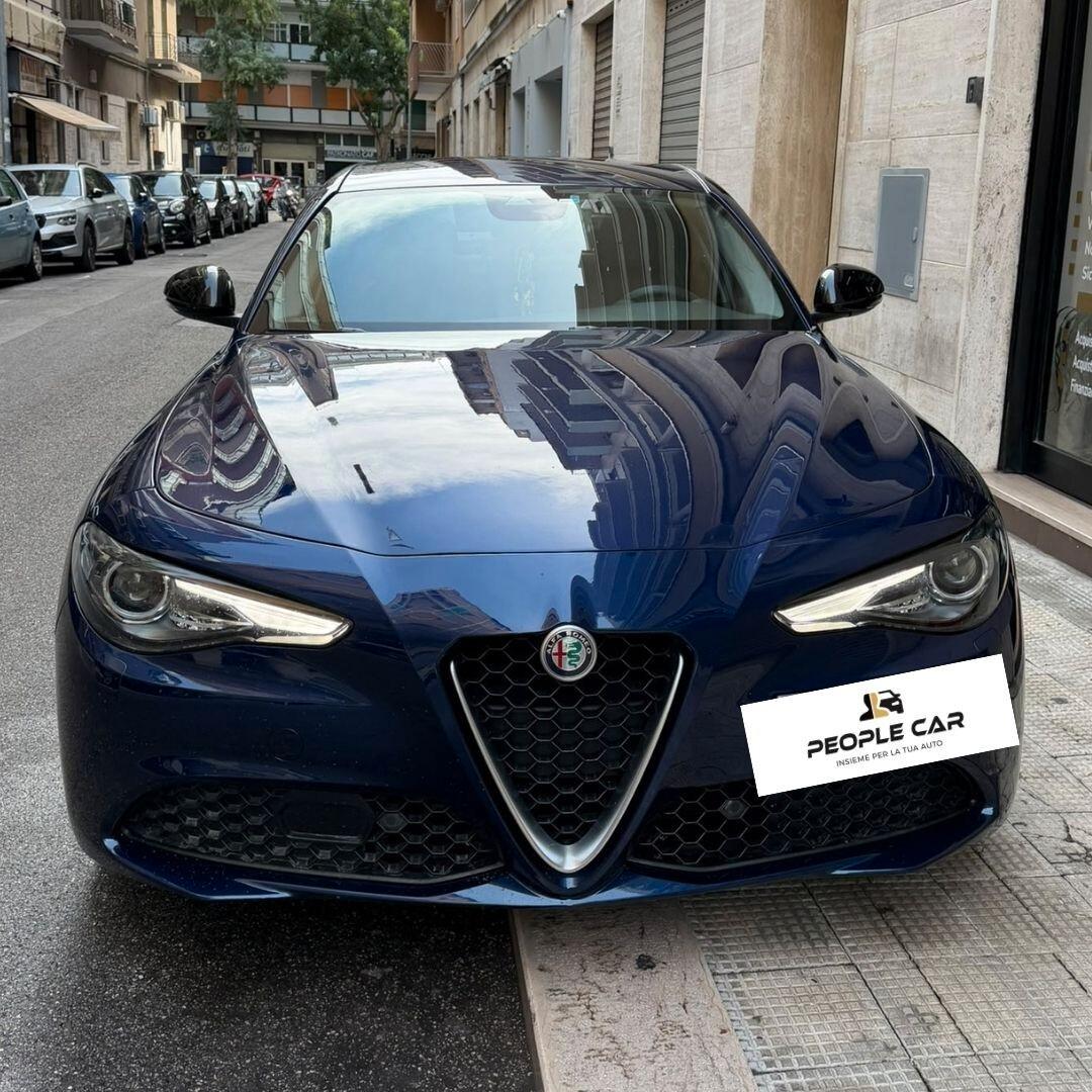 Alfa Romeo Giulia 2.2 TD - 180 CV
