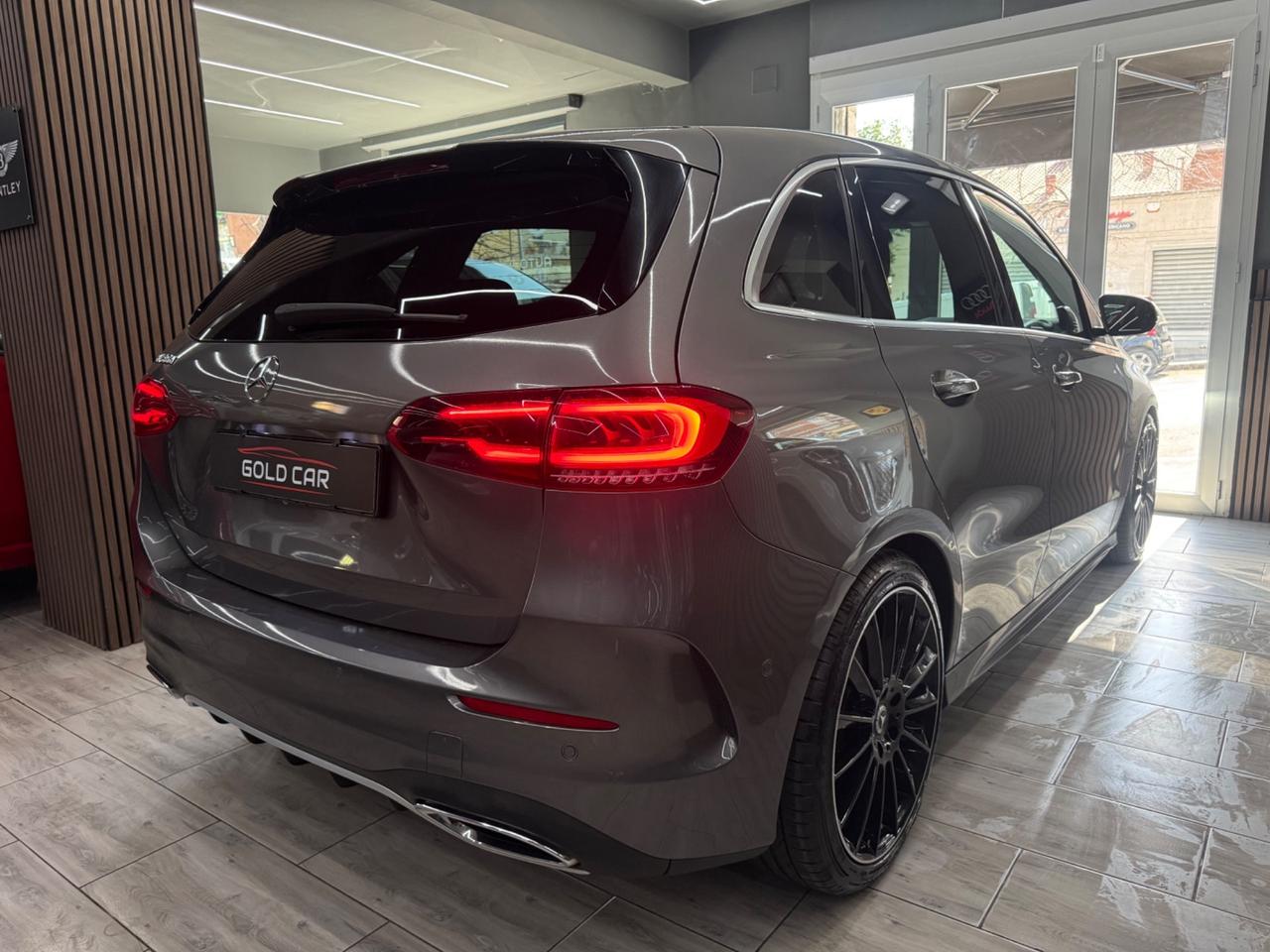 Mercedes-benz B 180 d Automatic Premium AMG KAMERA NAVI