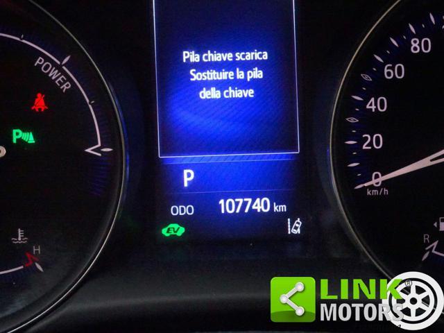 TOYOTA C-HR 1.8 Hybrid E-CVT Business