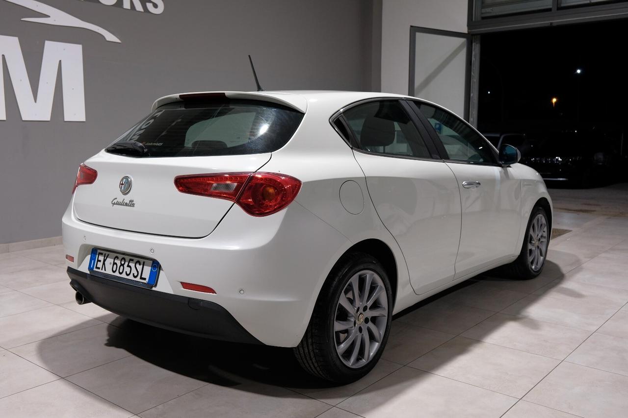 Alfa Romeo Giulietta 1.6 JTDm-2 105 CV Distinctive