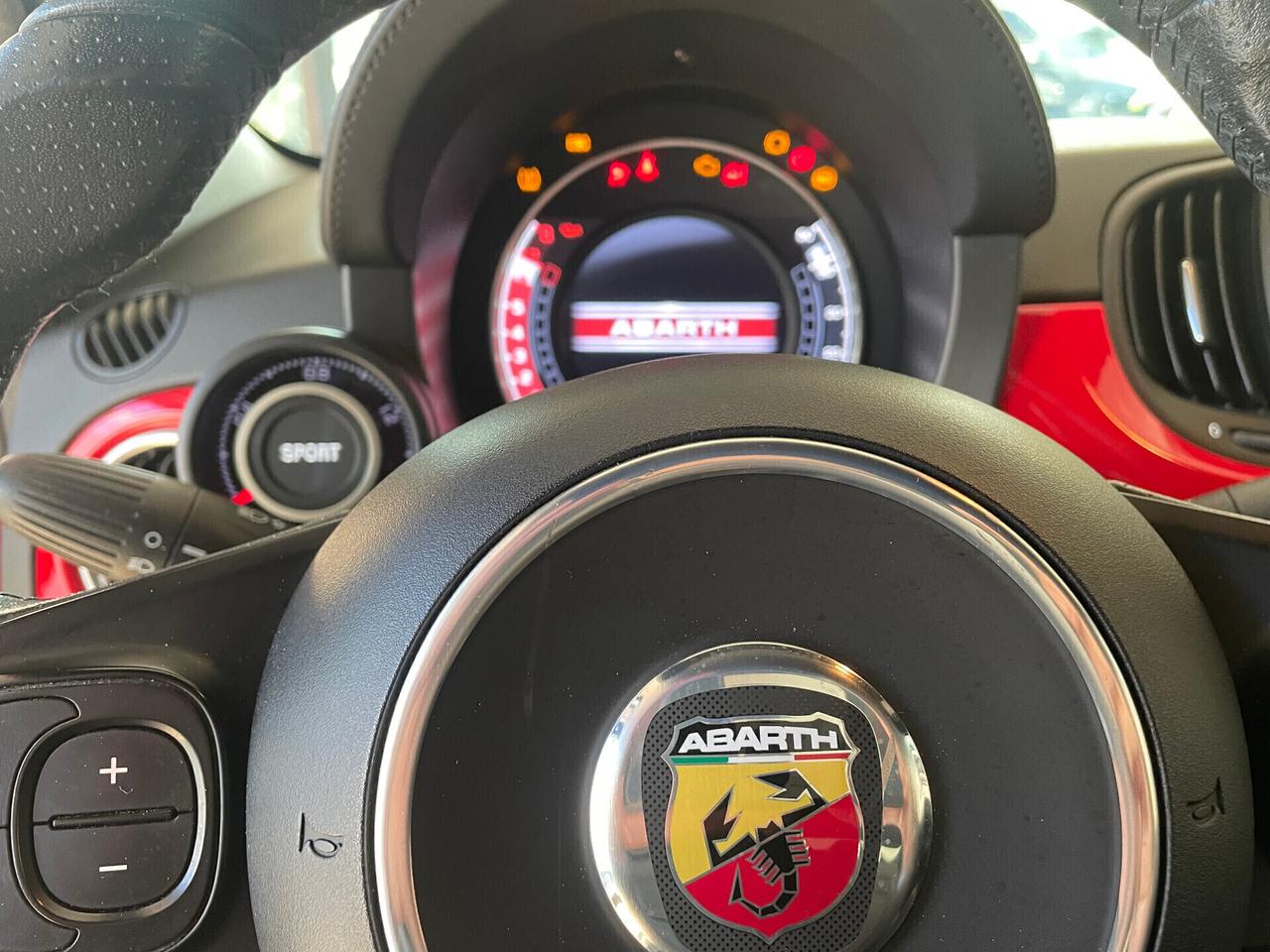 Abarth 595 C 1.4 Turbo T-Jet 145 CV CABRIO