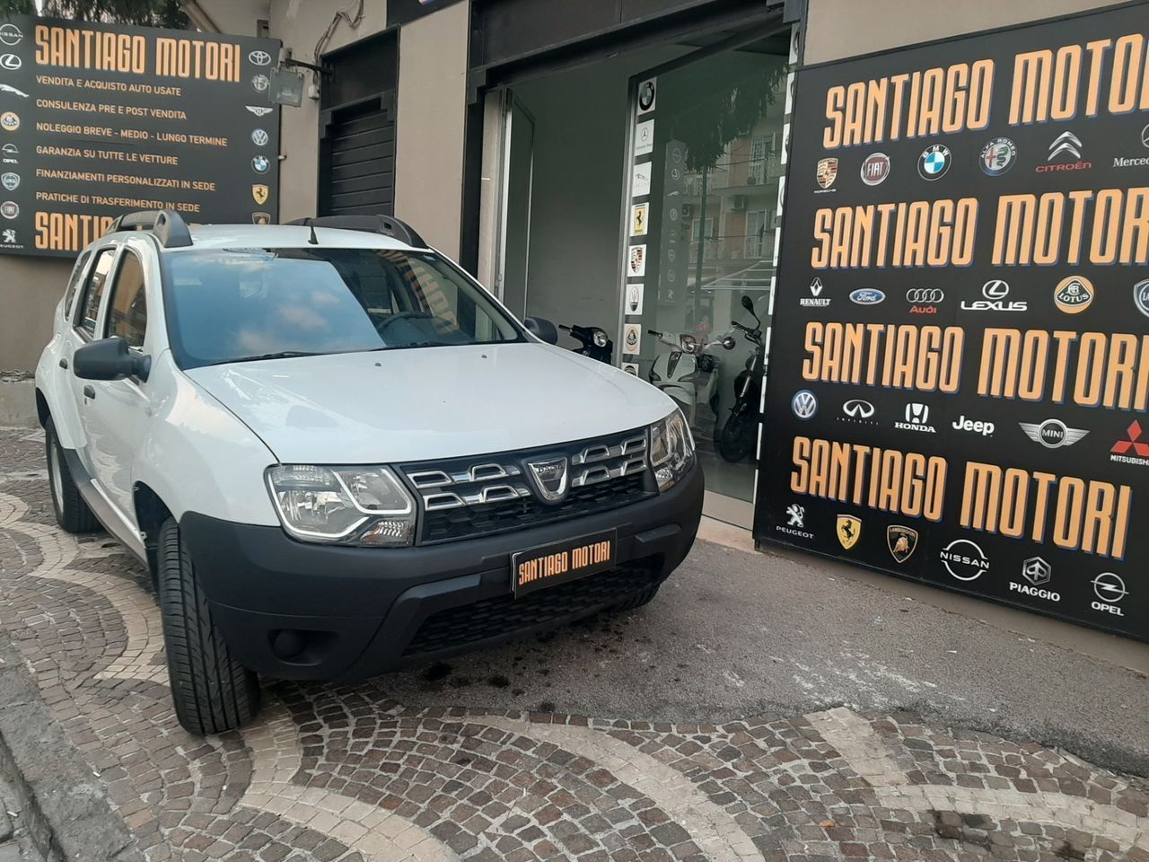 Dacia Duster 1.6 110CV 4x2 GPL Laur��ate