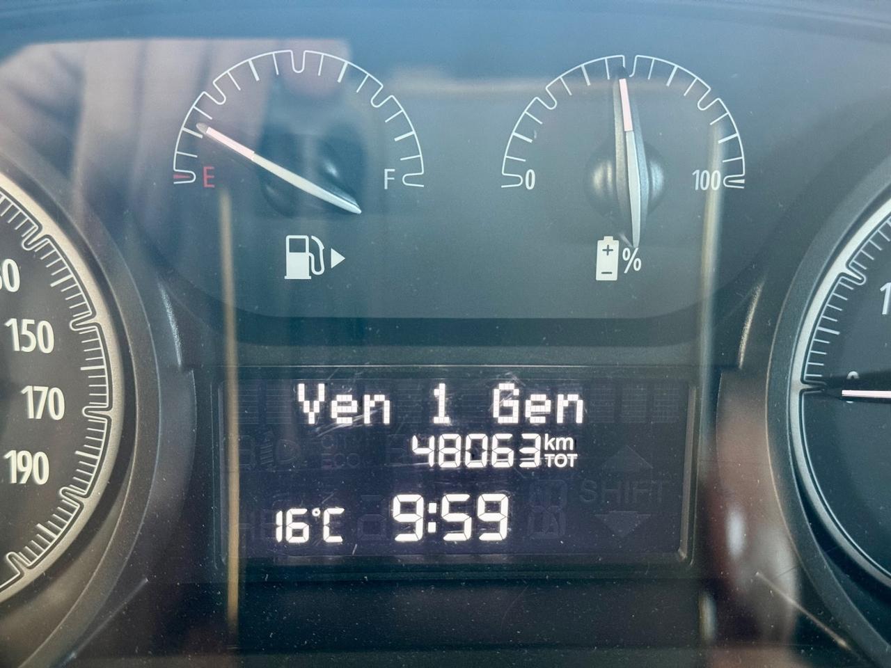 Lancia Ypsilon 1.0 FireFly 5 porte S&S Hybrid Gold