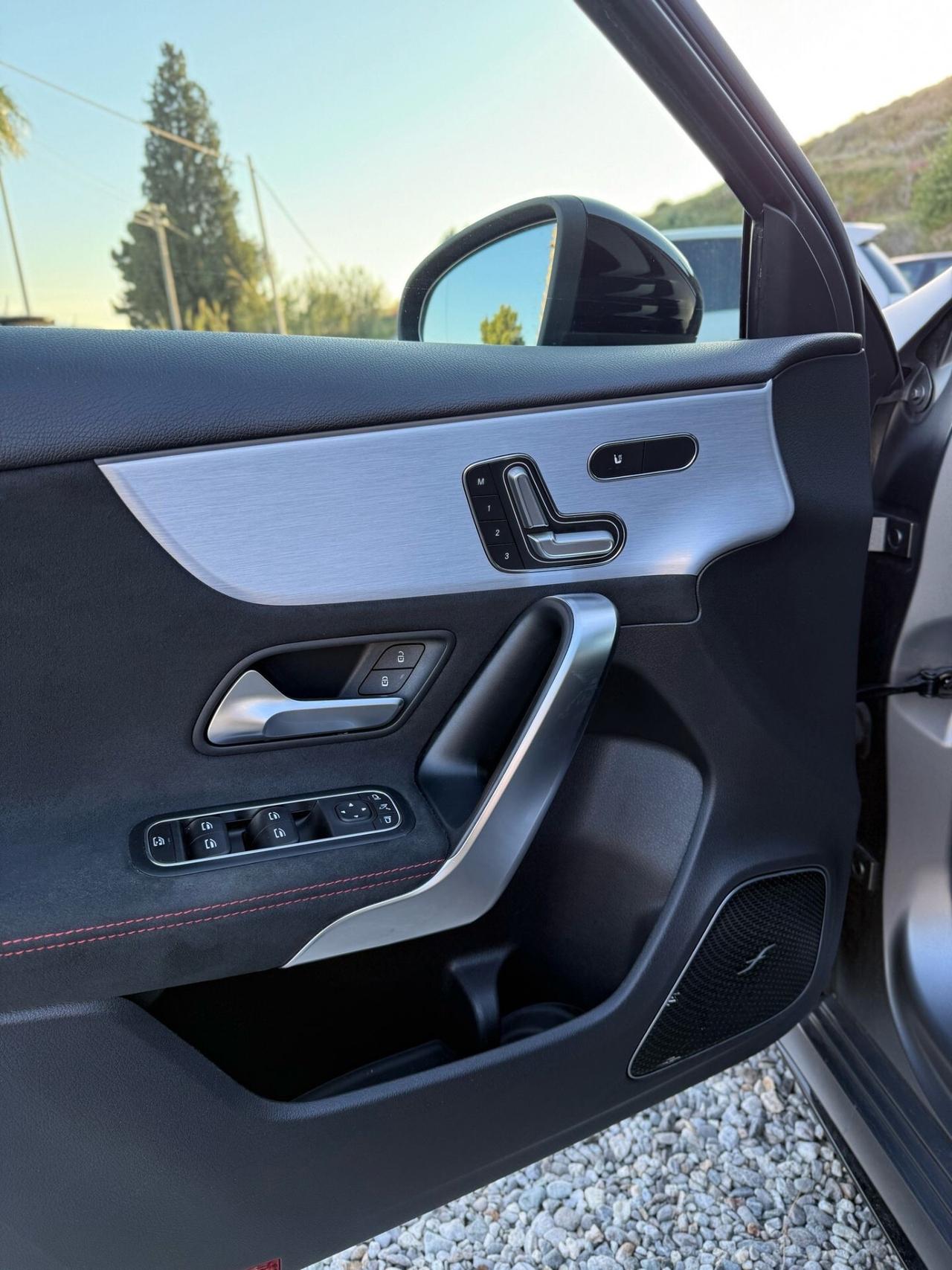 Mercedes-benz A 45 AMG A 35 AMG 4Matic