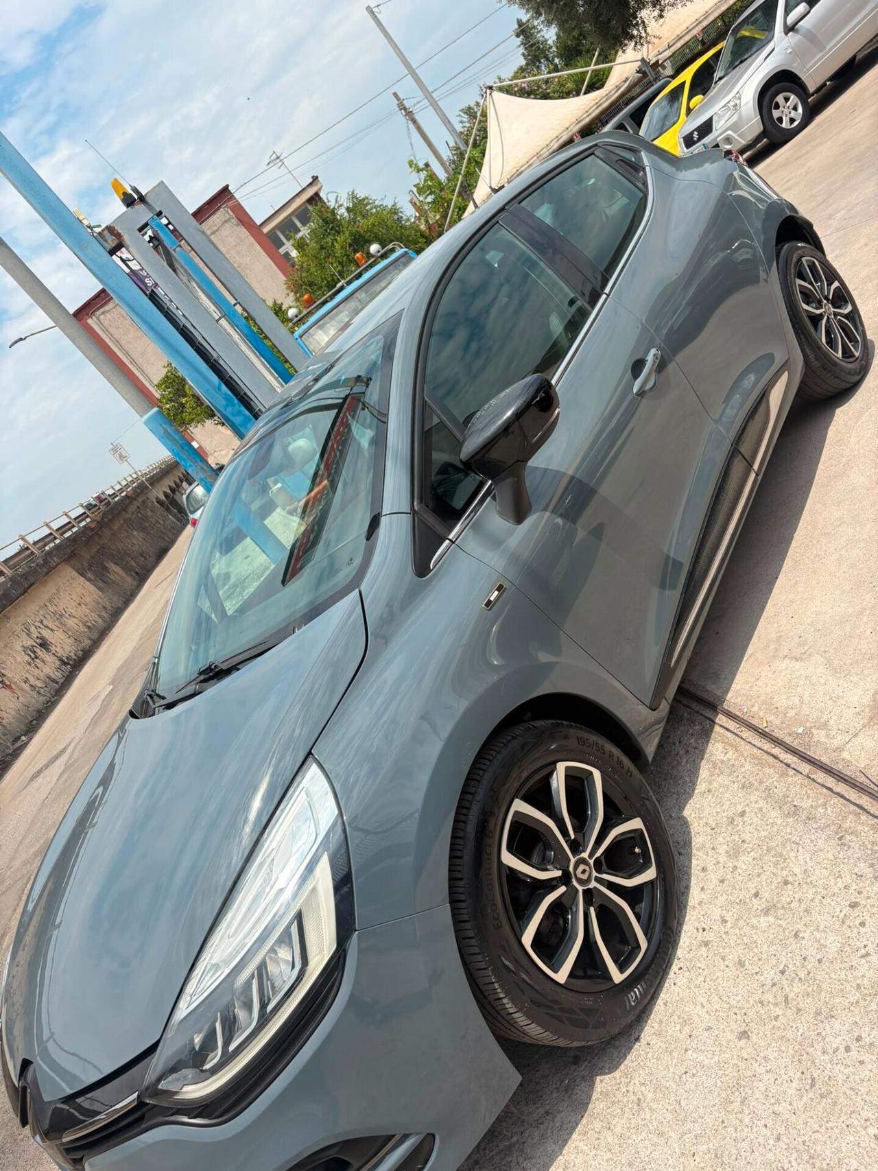 Renault Clio TCe 12V 90 CV GPL 5 porte Moschino Zen