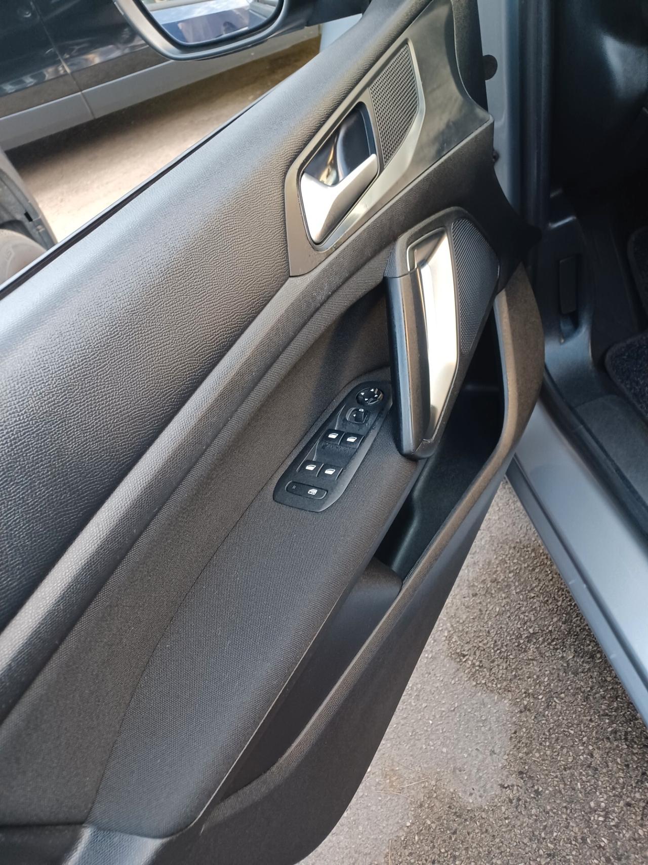 Peugeot 308 1..6 HDI 115CV ALLURE S.W.