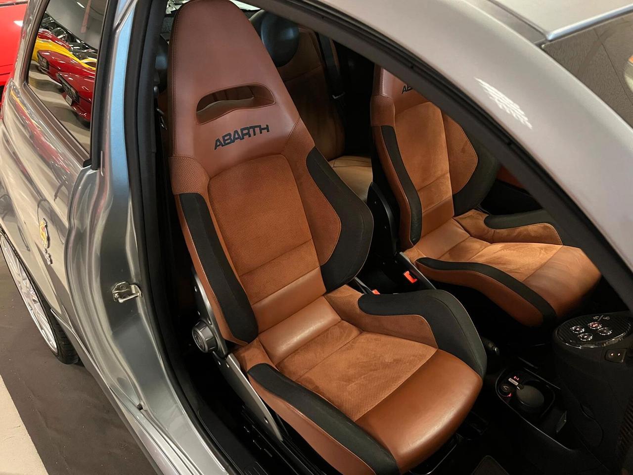 Abarth 695 Tributo Ferrari