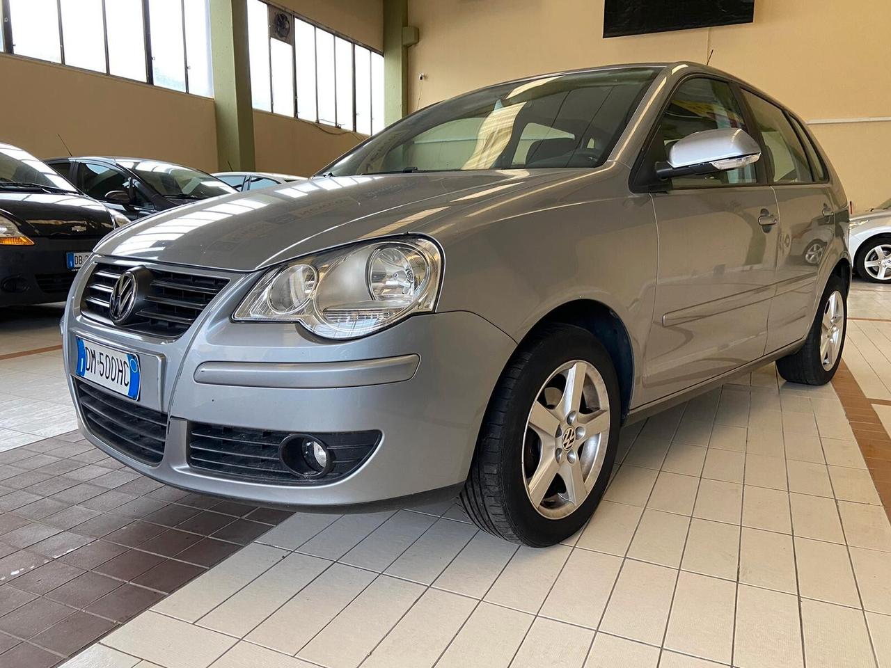 Volkswagen Polo 5p 1.4 NEOPATENTATI