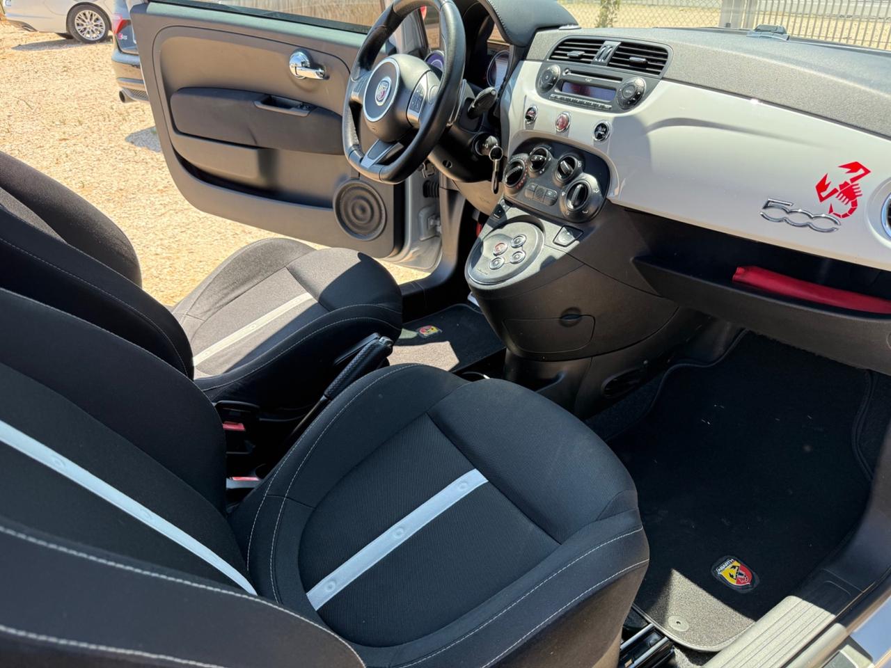 Abarth 500 1.4 Turbo T-Jet 2014 8.999€ PERMUTE