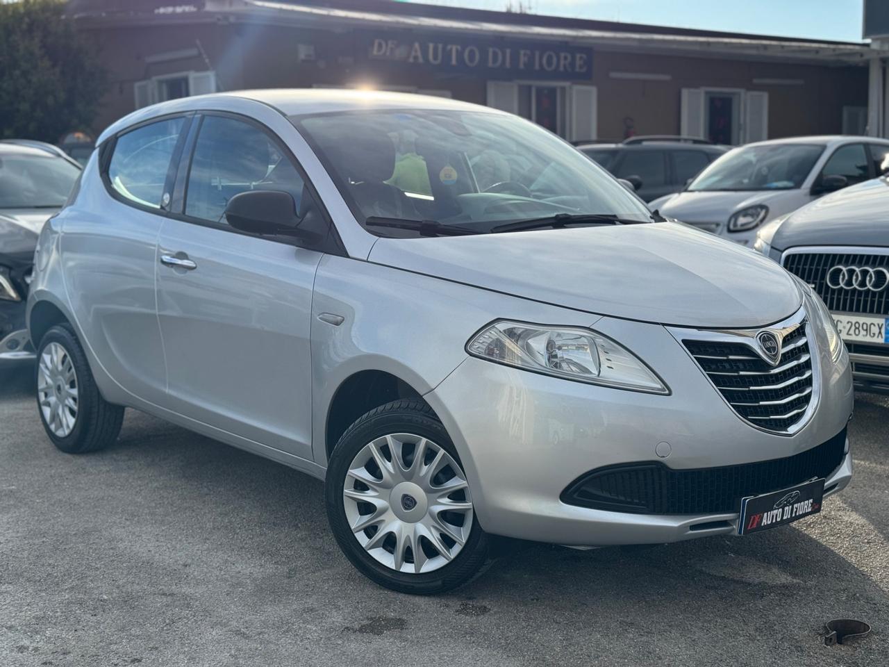 Lancia Ypsilon 0.9 TwinAir 85CV Metano di serie Gold