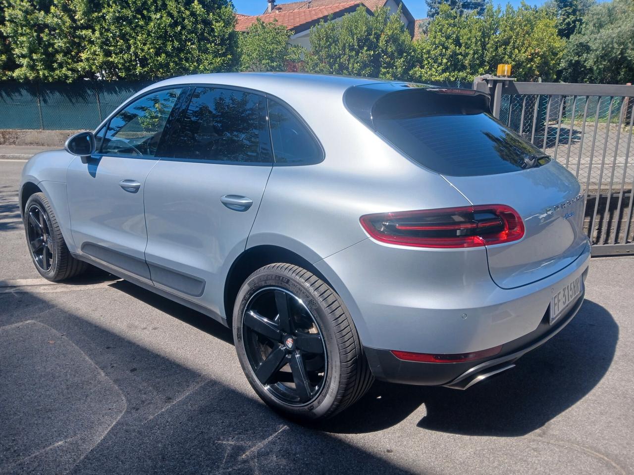 PORSCHE Macan 2.0 Sport design 2016