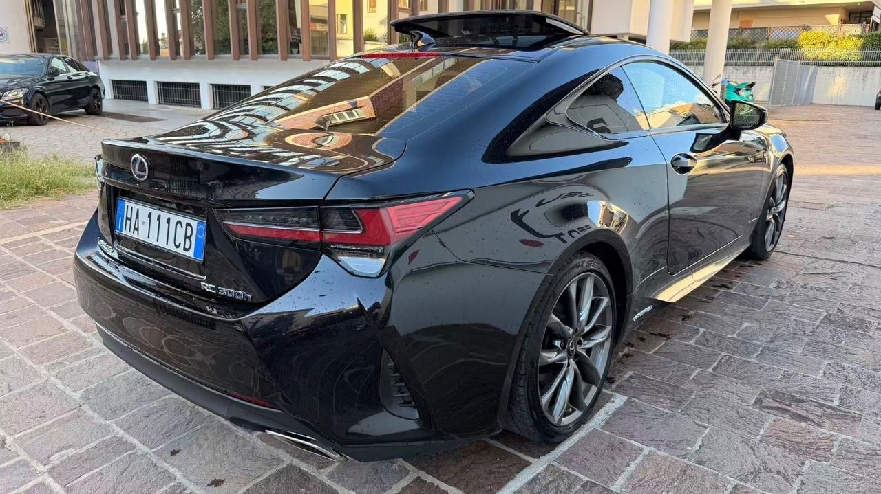 Lexus RC 300h Hybrid F Sport 2020