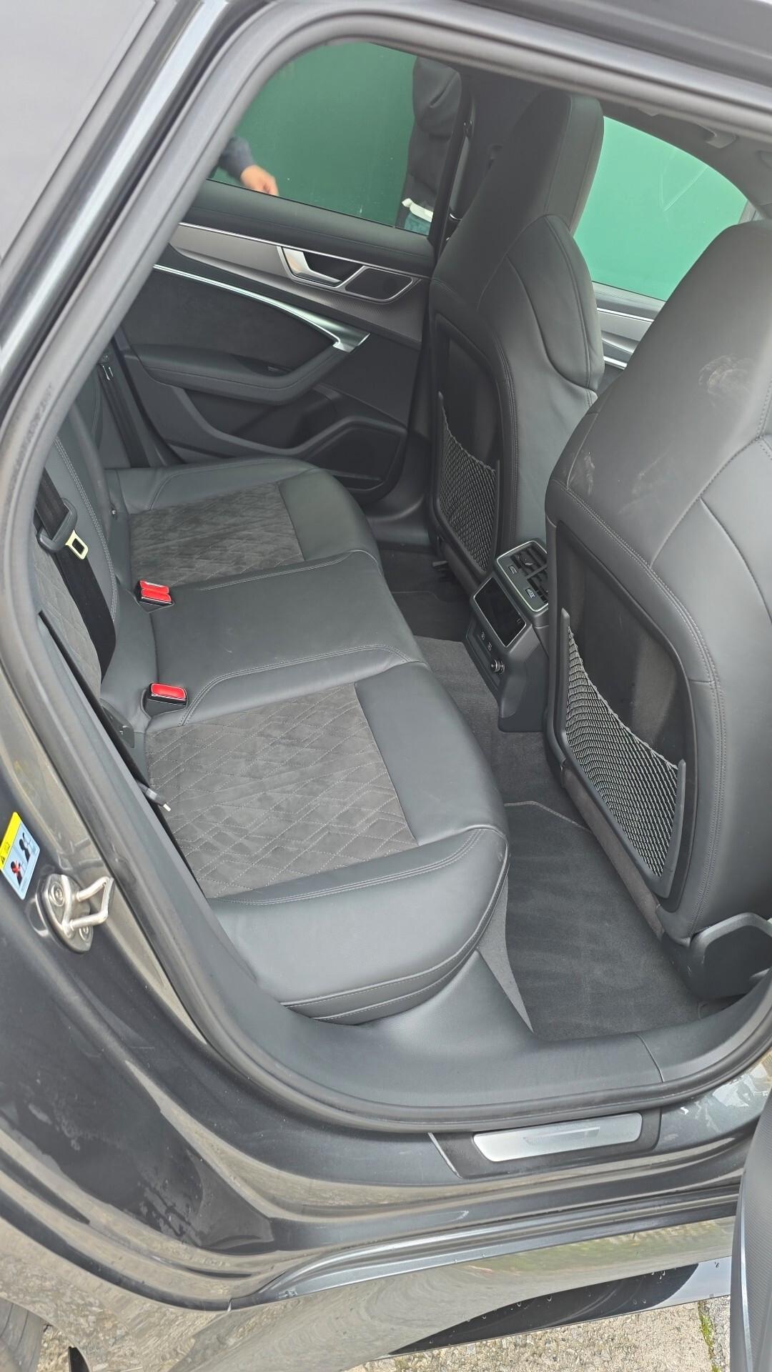 Audi A6 RS 6 Avant 4.0 TFSI V8 quattro tiptronic