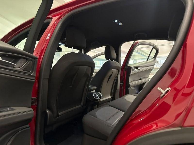Alfa Romeo Stelvio 2.2 TD 160 CV AT8 RWD