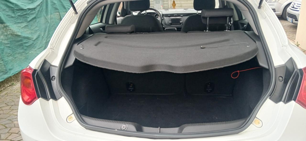 Alfa Romeo Giulietta 1.6 JTDm 120 CV neopatentati