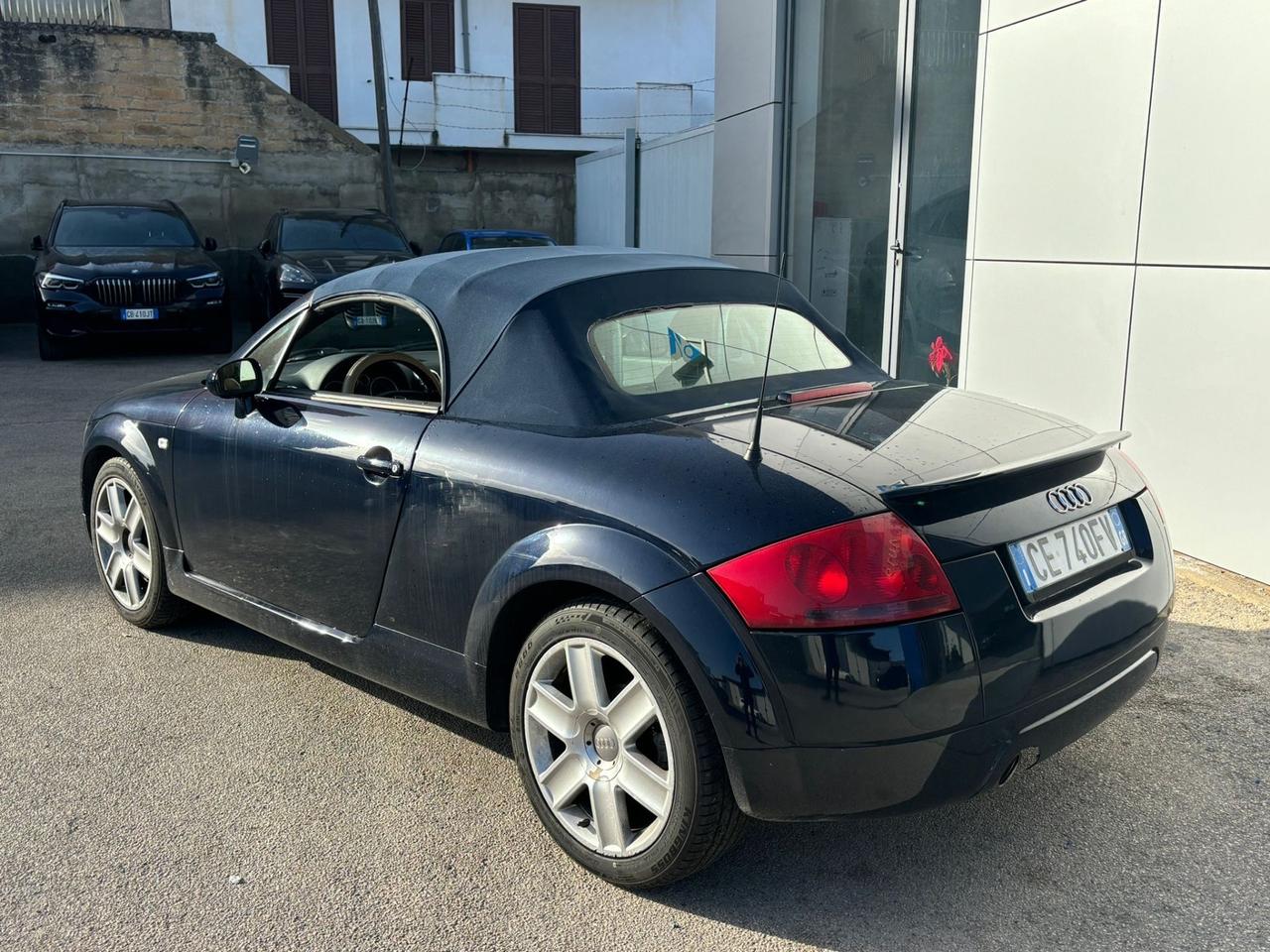 Audi TT Roadster 1.8 150 CV - anno 2003 - km 150.000