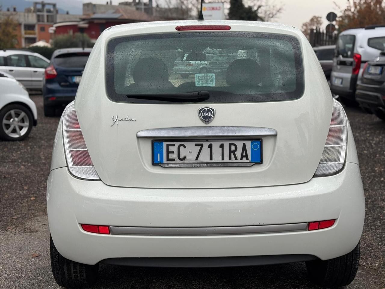 Lancia Ypsilon 1.2 Elle