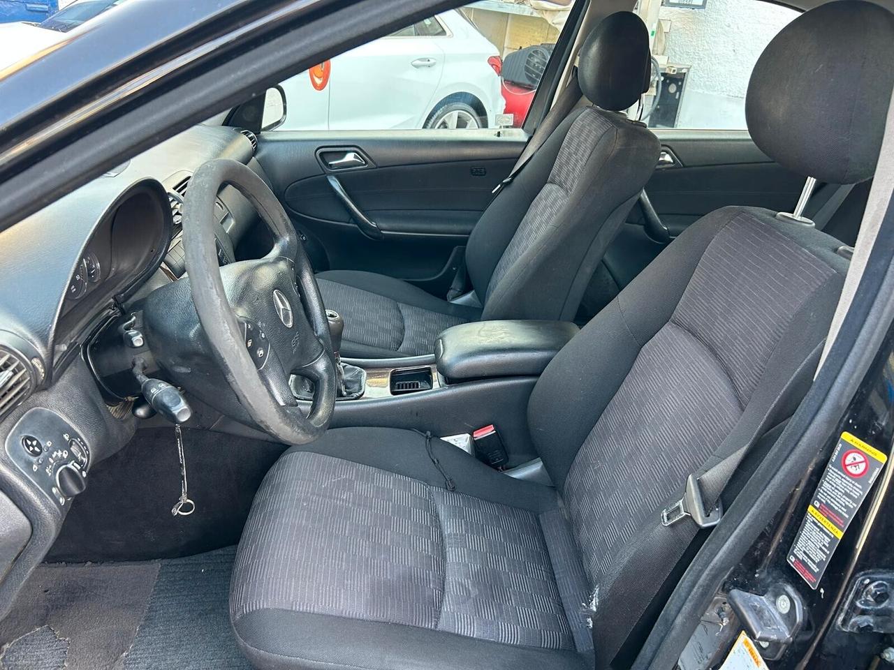 Mercedes-benz C 220 2.2cc diesel(PRIVATO)-2004