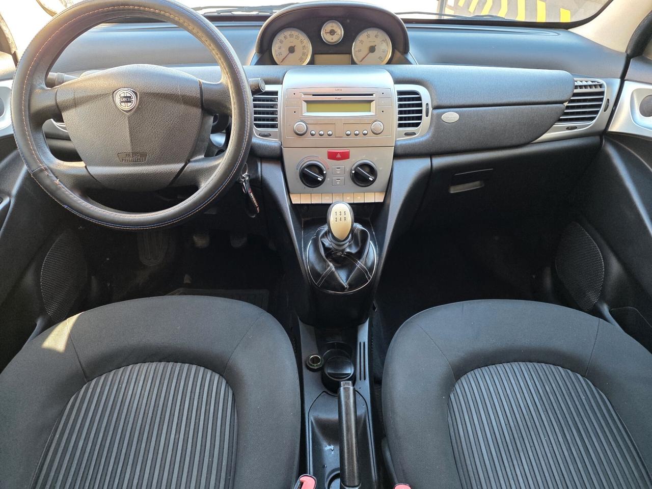 Lancia Ypsilon 1.2 2010 120.000 KM GARANZIA 12 M