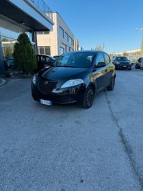 Lancia Ypsilon 1.2 69 CV 5 porte GPL Ecochic S Momodesign