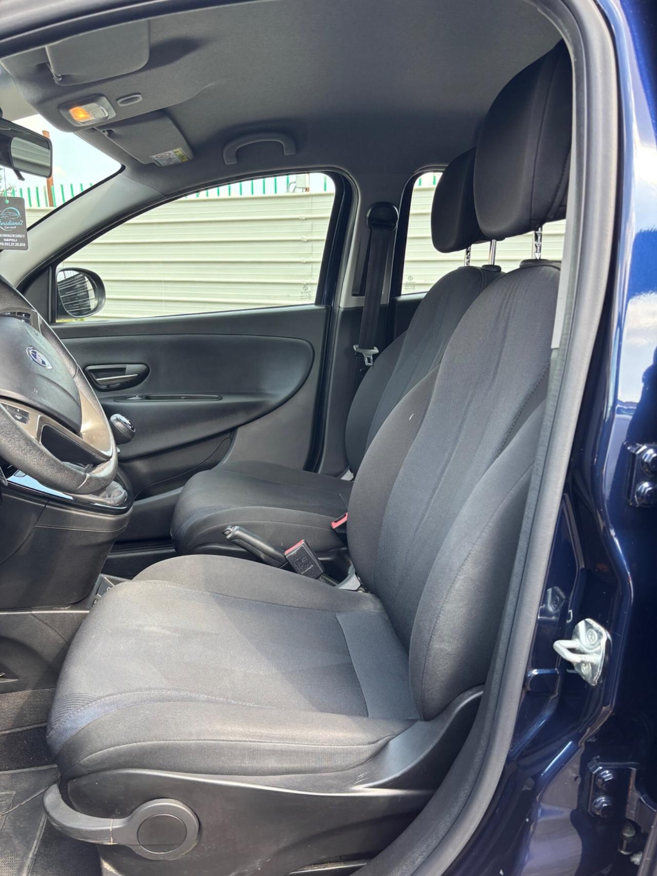 Lancia Ypsilon 0.9 TwinAir 5 porte Metano Ecochic Gold