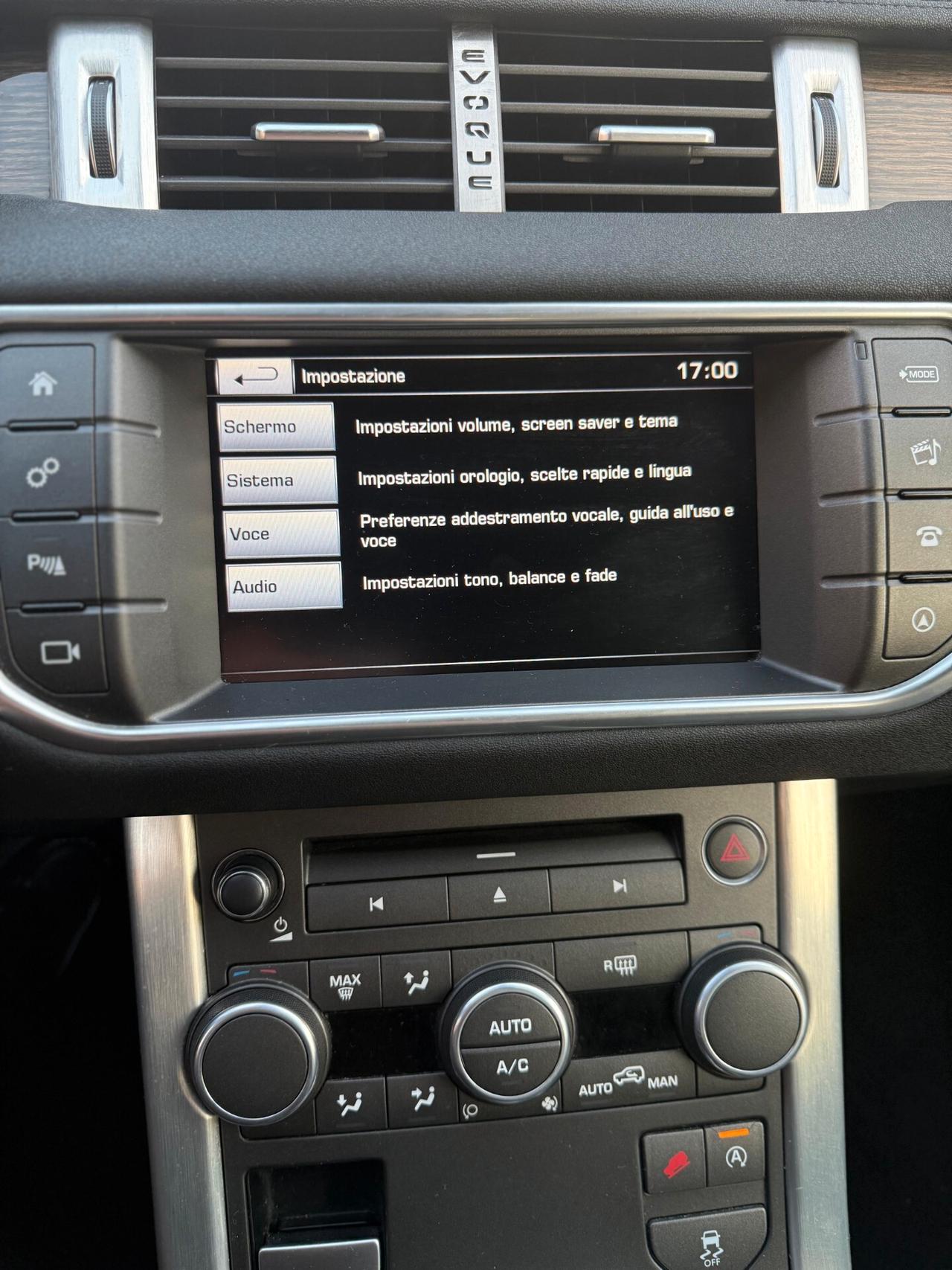Land Rover Range Evoque 2.0 TD4 180 CV 5p. Pure