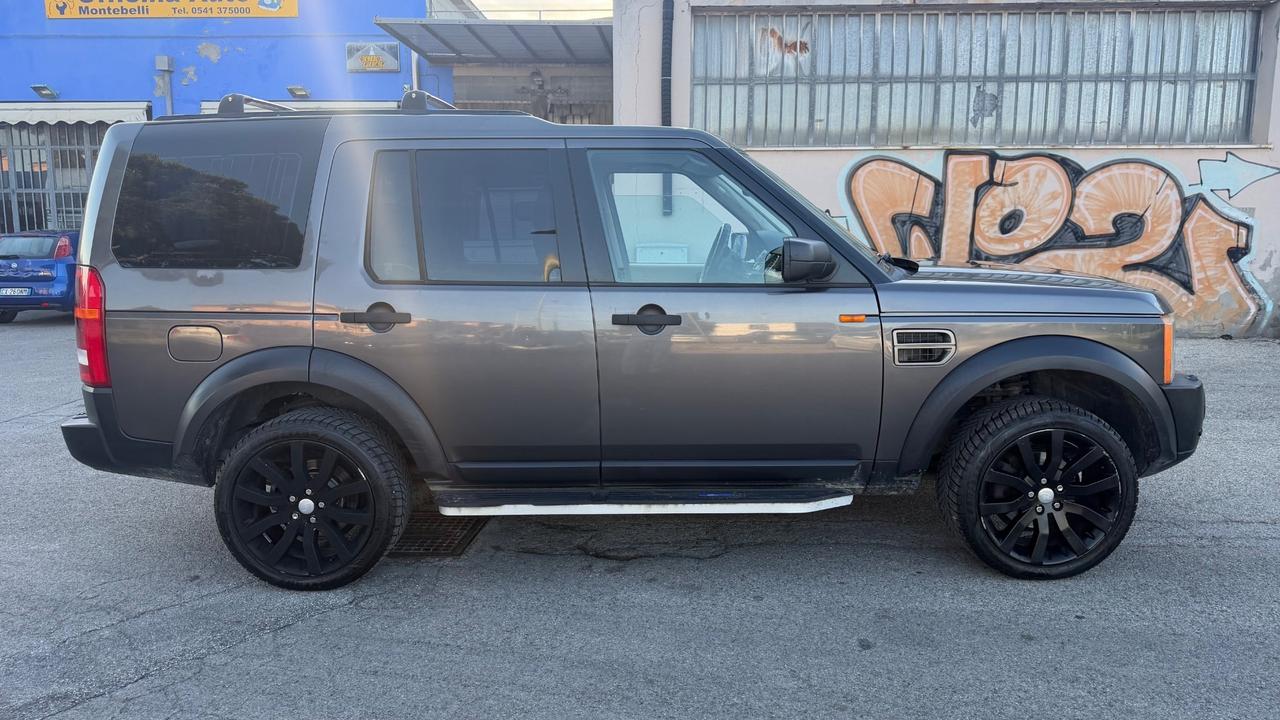 Land Rover Discovery 3 2.7 TDV6 HSE