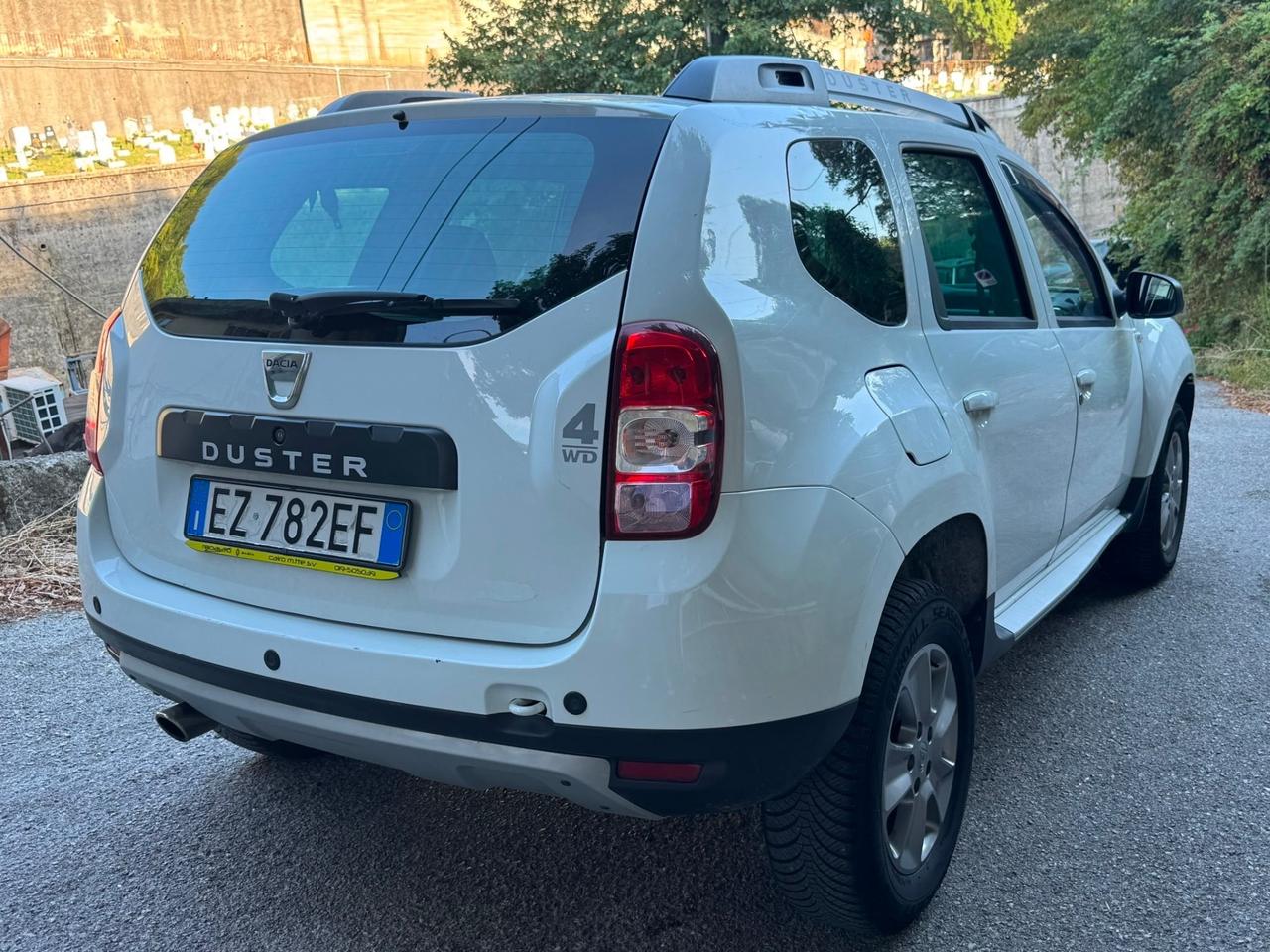Dacia Duster 1.5 dCi 4x4 - 2015 leggermente grandinata