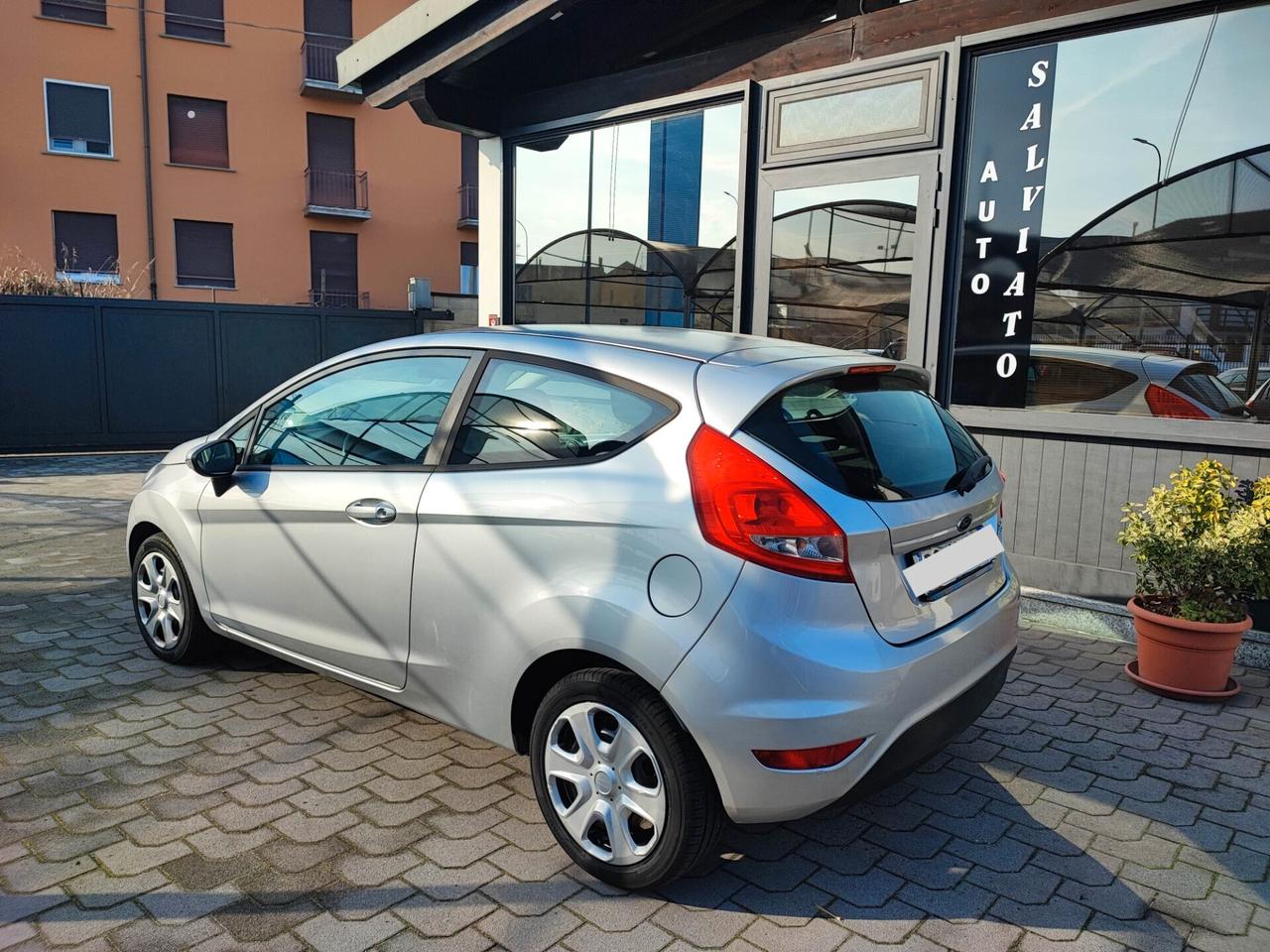 Ford Fiesta 1.2 16V uni-pro