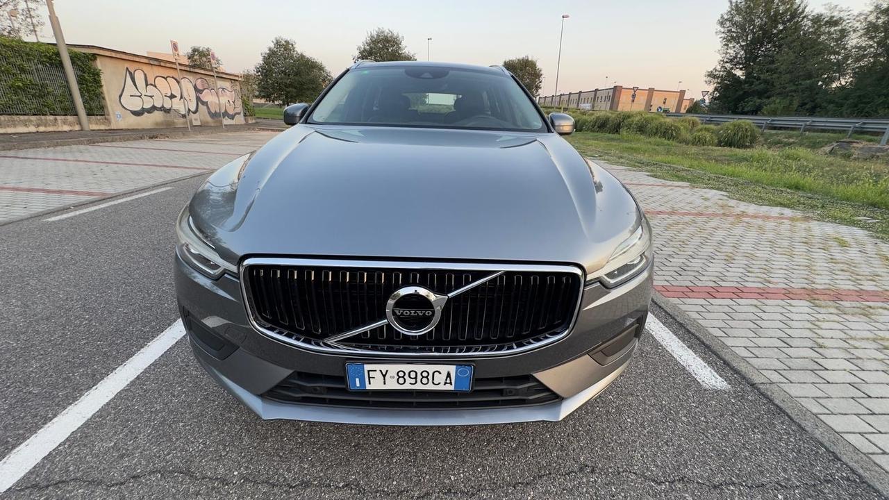 Volvo XC 60 XC60 D5 AWD Geartronic R-design
