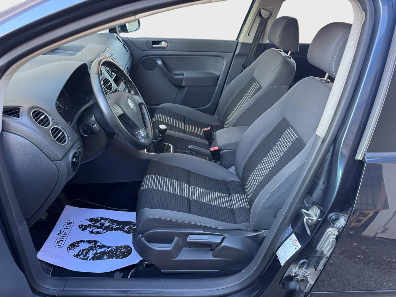 Volkswagen Golf Plus 1.6 benzina 2009 neo patentati