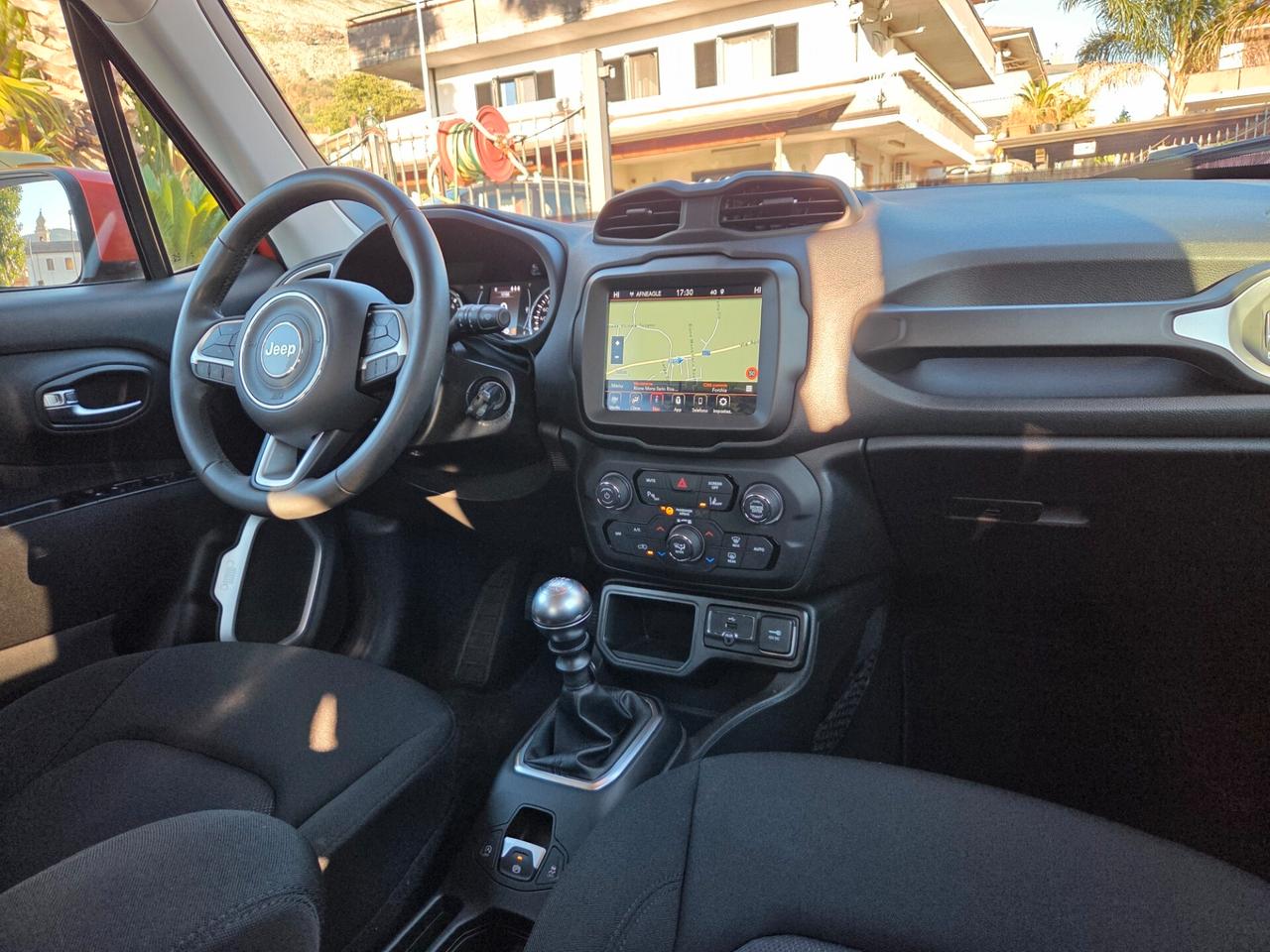 Jeep Renegade 1.6 Mjt 120 CV Longitude - 40.000 km
