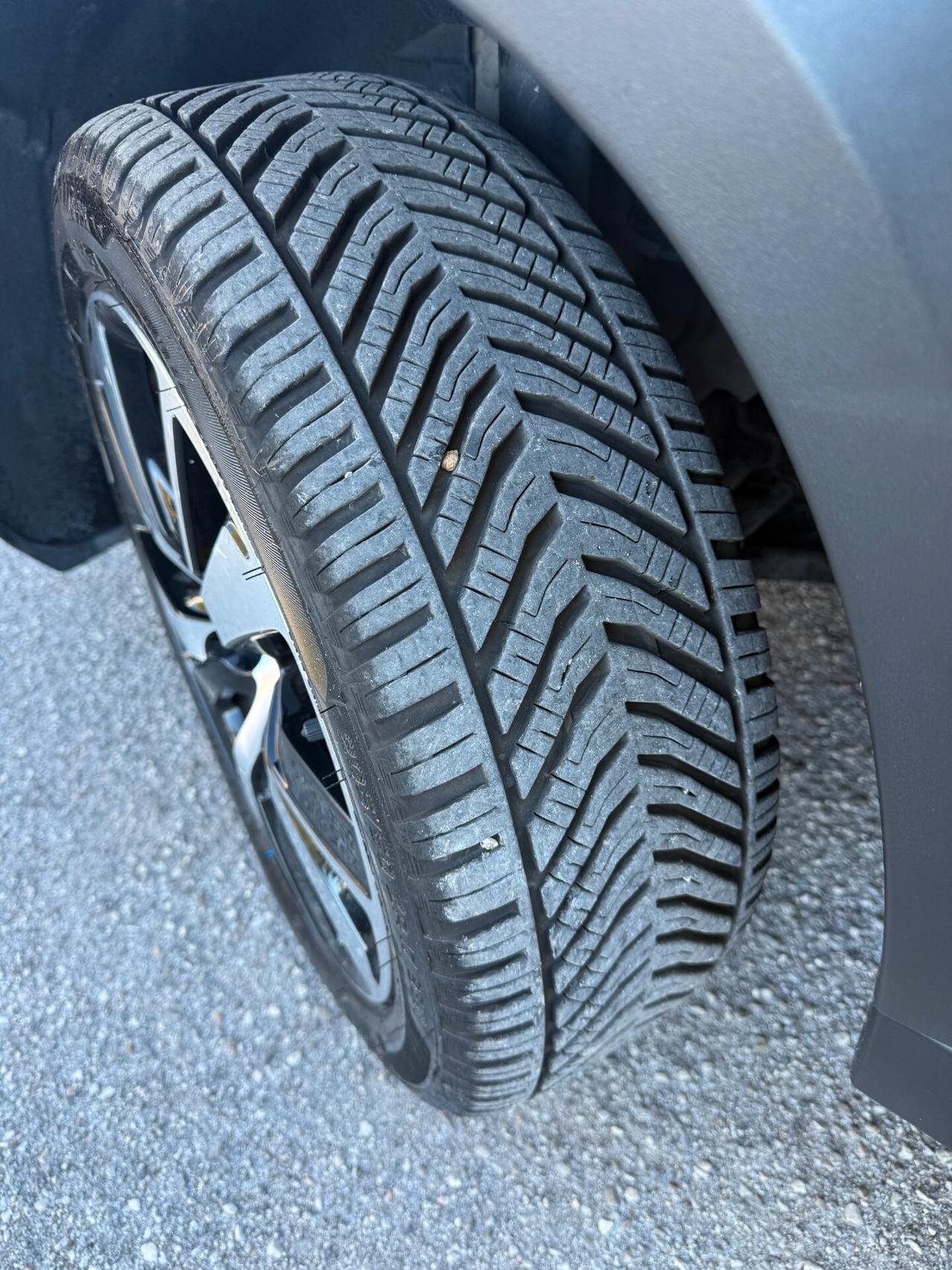 " IMMACOLATA " Peugeot 2008 BlueHDi 100 Allure - LEGGI BENE