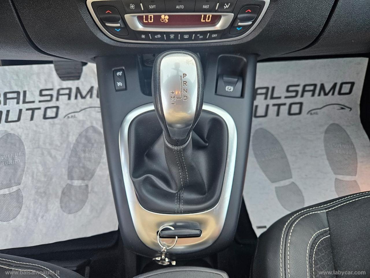 RENAULT Scénic XMod 1.5 dCi 110 CV EDC Bose