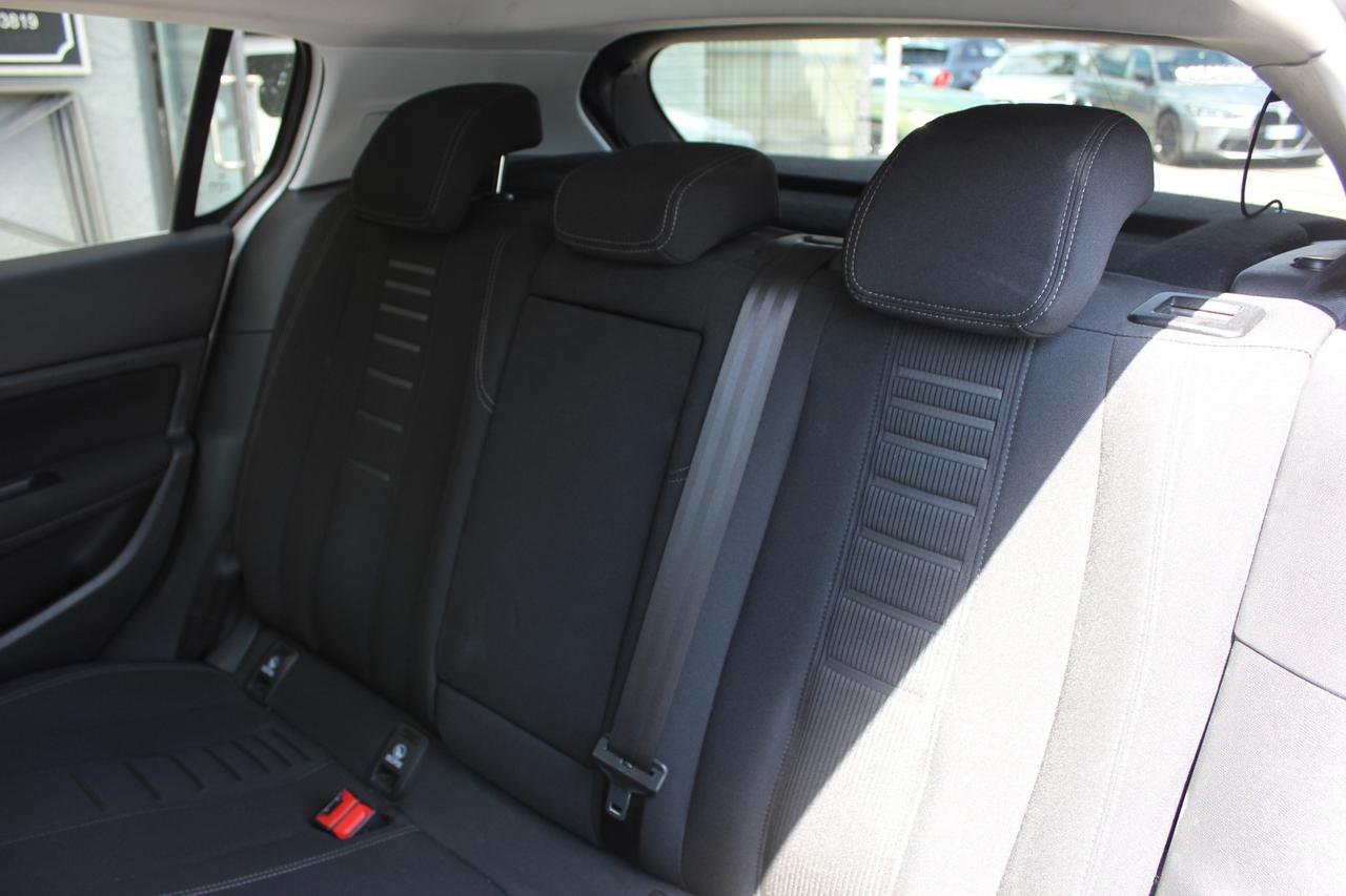 Peugeot 308 1.6 e-HDi 115 CV Allure