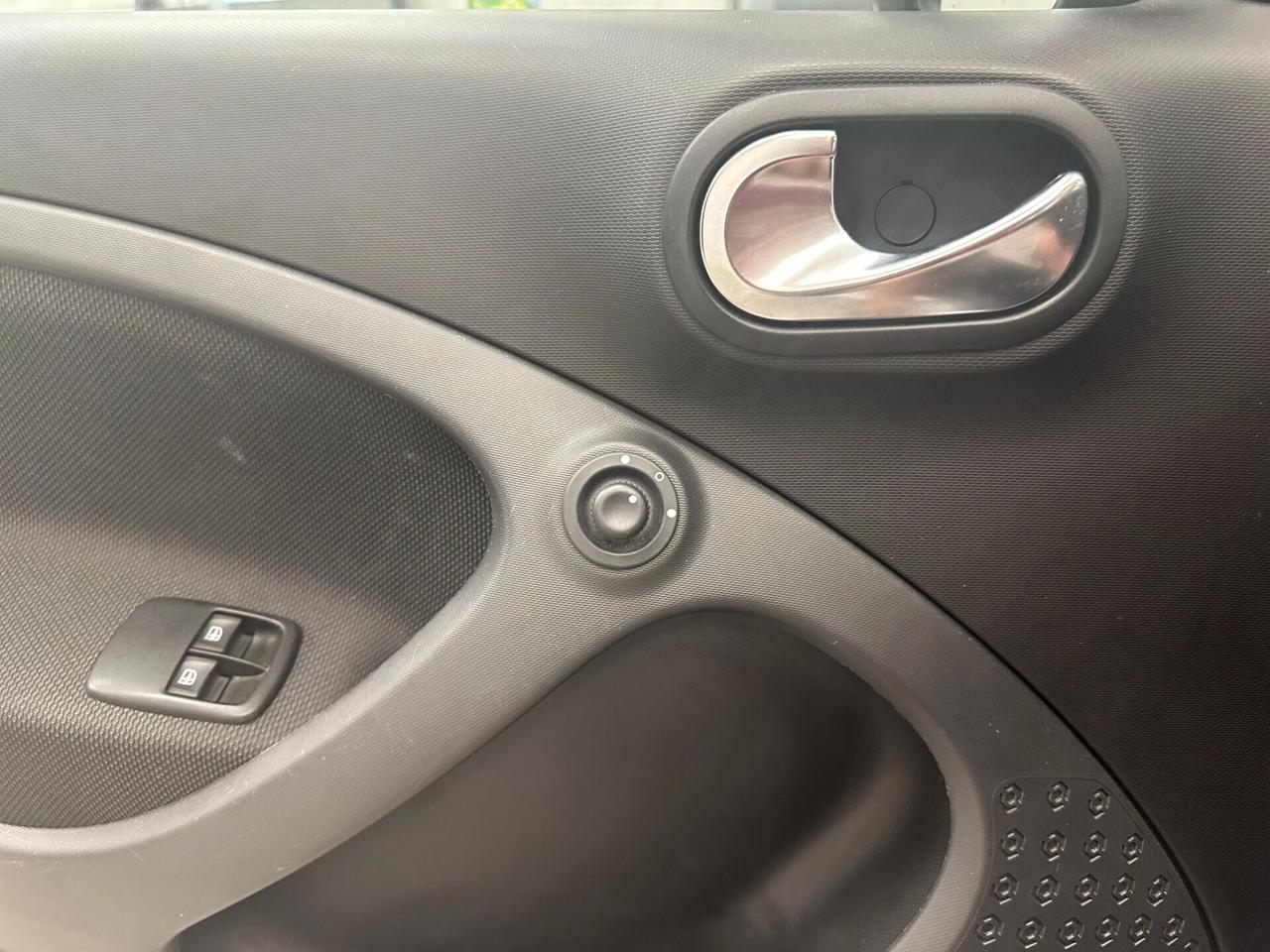 Smart ForFour 70 1.0 Passion