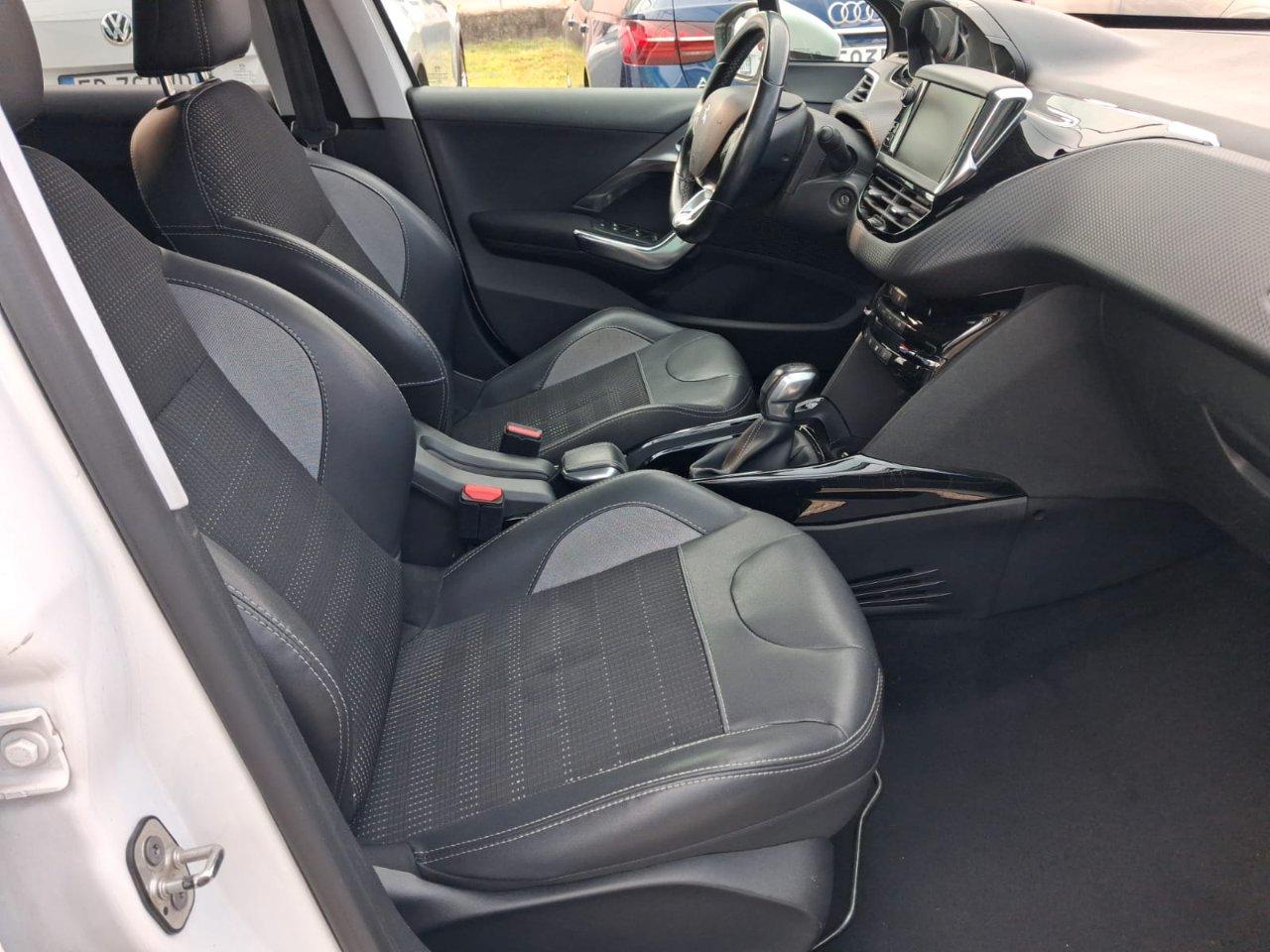 Peugeot 2008 1.6 bluehdi Allure 100cv my16
