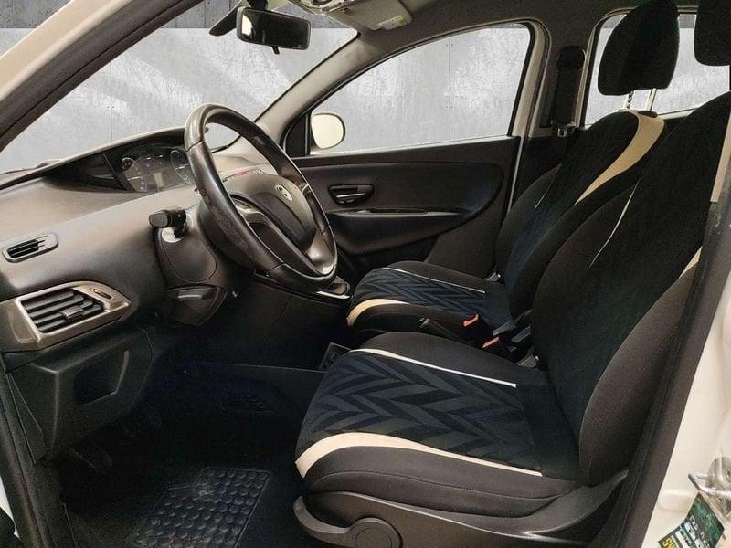 Lancia Ypsilon 1.2 Gold 69cv
