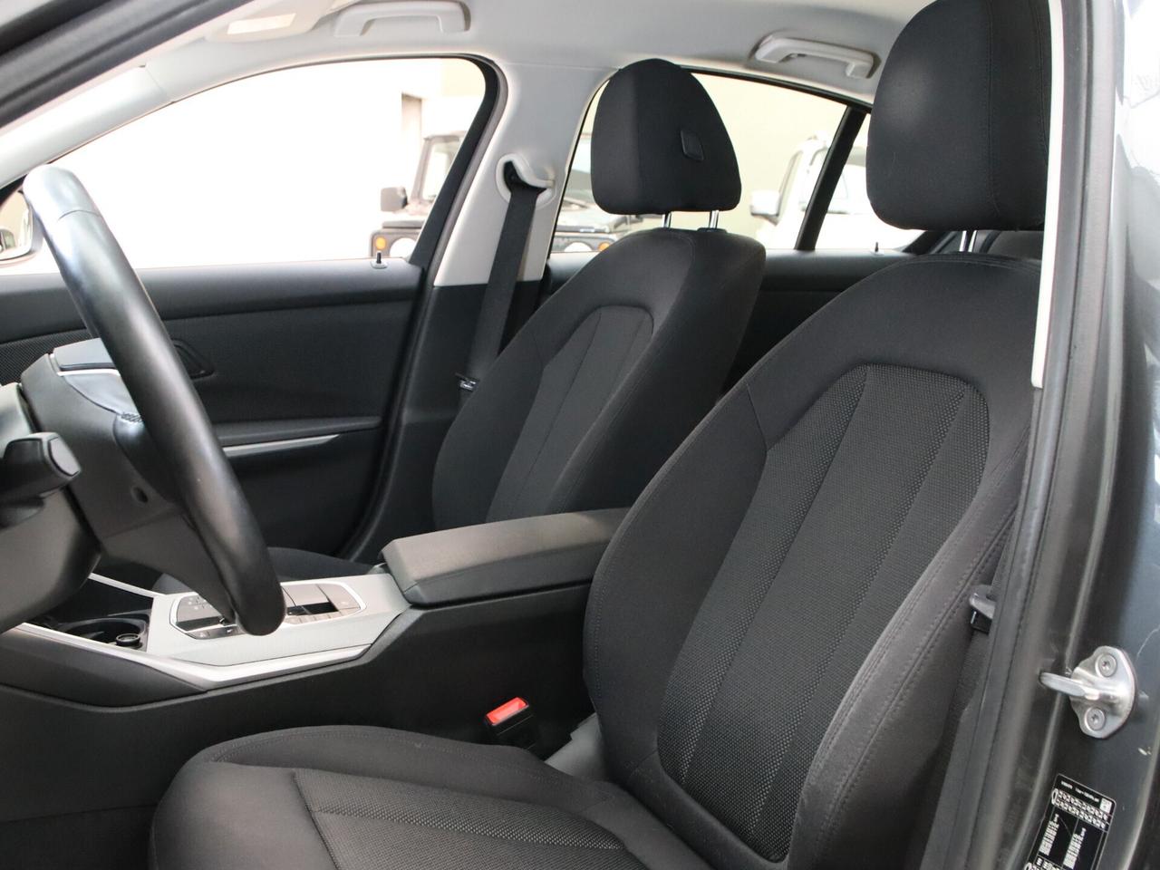 BMW 320d Serie 3 G20 Berlina mhev 48V xdrive auto IVA ESPOSTA