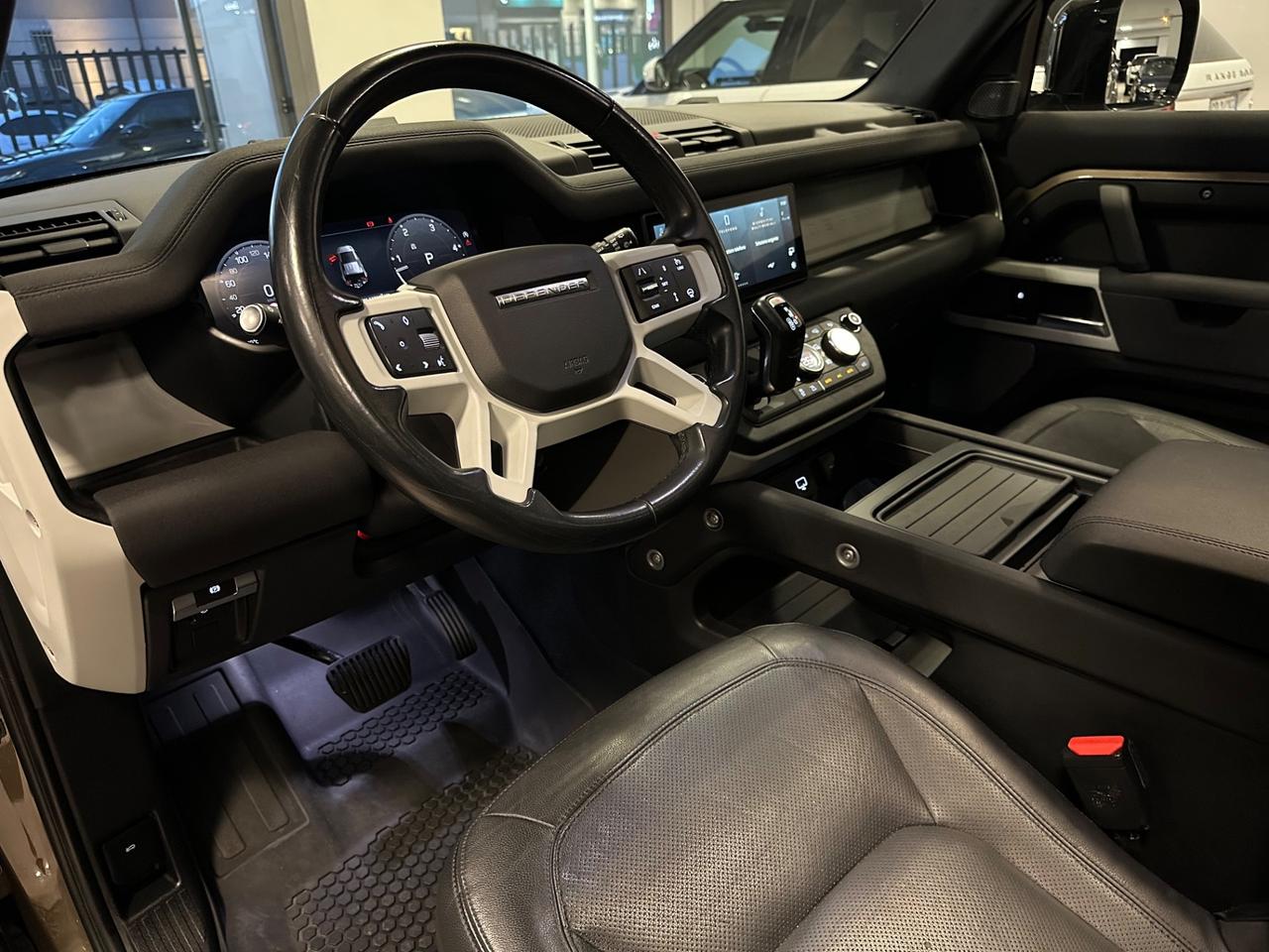 Land Rover Defender 110 3.0D I6 250 CV AWD 7 POSTI IVA ESPOSTA TETTO APRIBILE