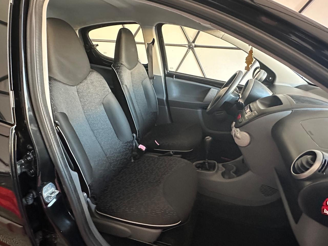 Peugeot 107 1.4 HDi 5p. Sweet Years