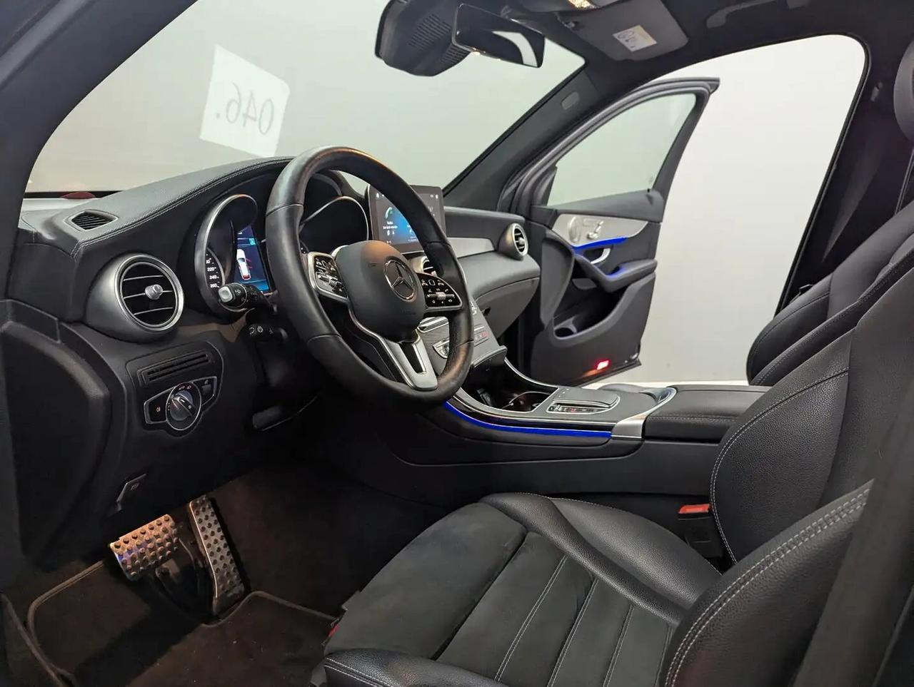 Mercedes-Benz GLC 300 d 4MATIC AMG Line