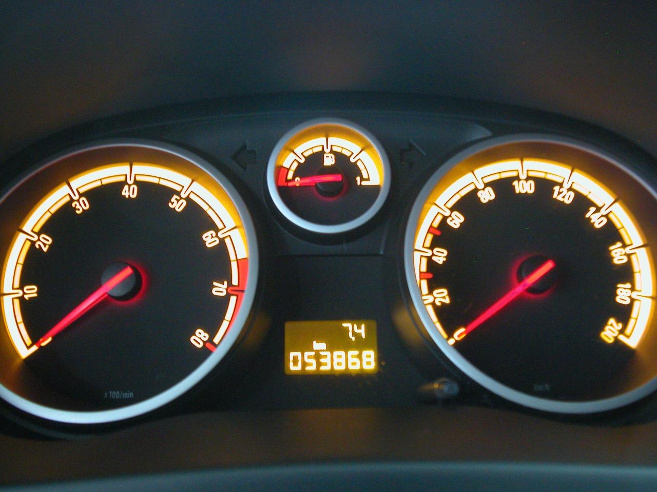 Opel Corsa 1.0 12V 5 porte Enjoy