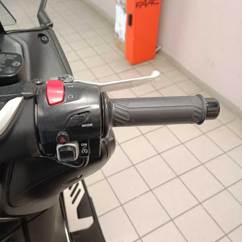 Yamaha T-Max 530 DX - 2017